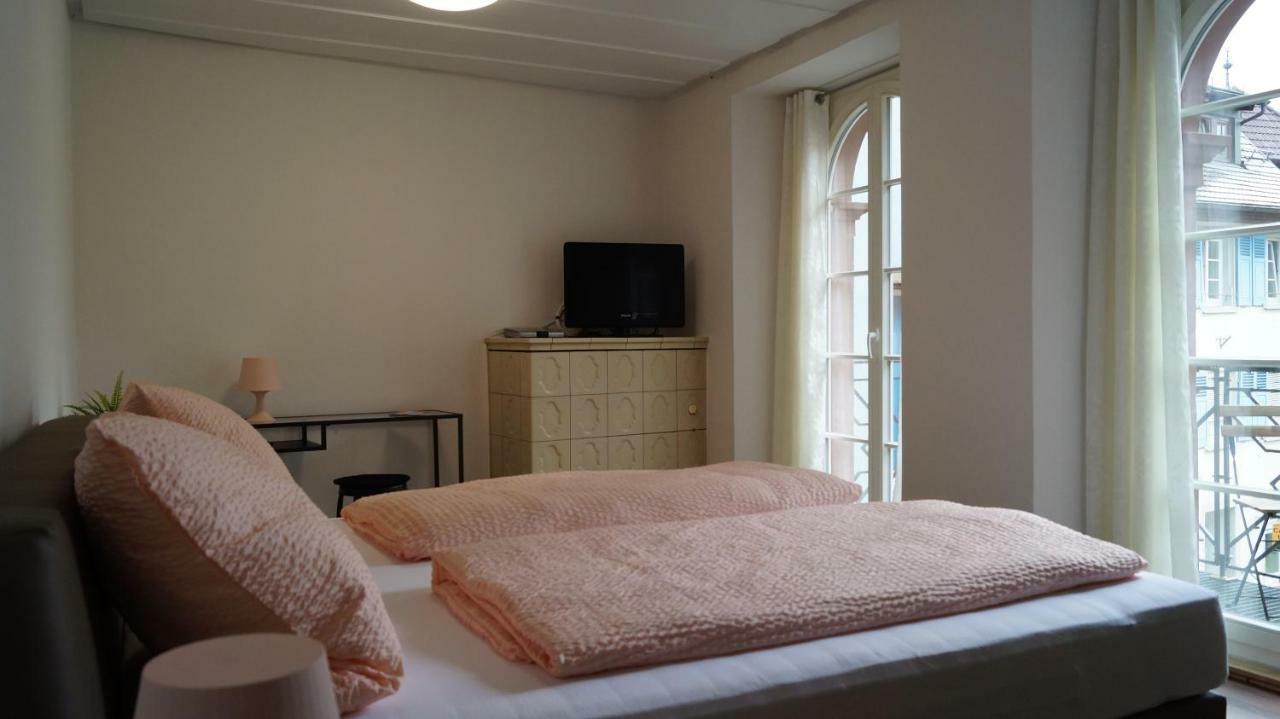 שטאופן אין בריישגאו Ferienwohnung Im Historischen Stadttor מראה חיצוני תמונה